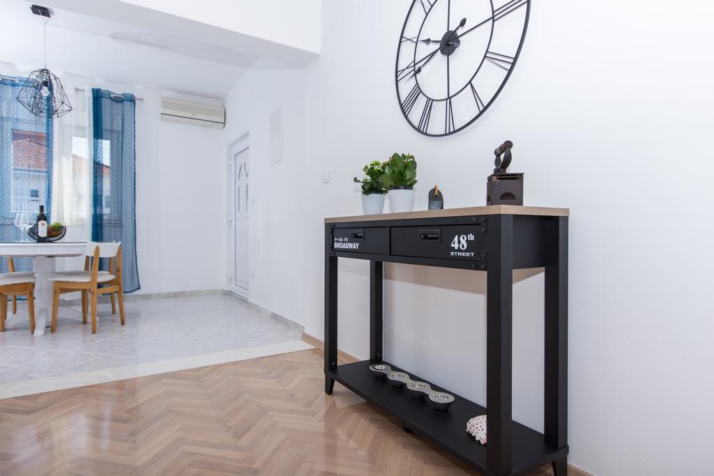 Apartment Mika1 Trogir Extérieur photo